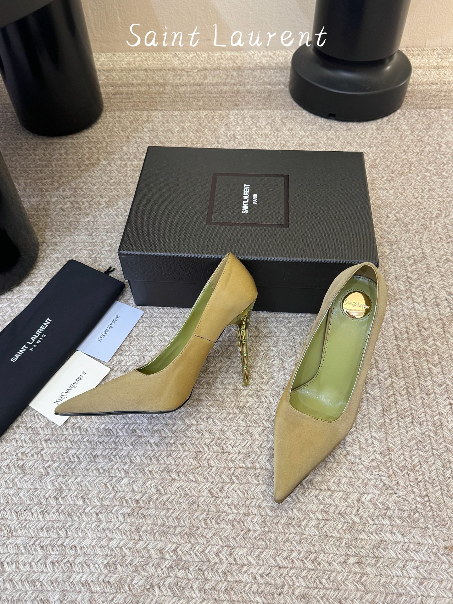 Saint Laurent Ivresse Pumps