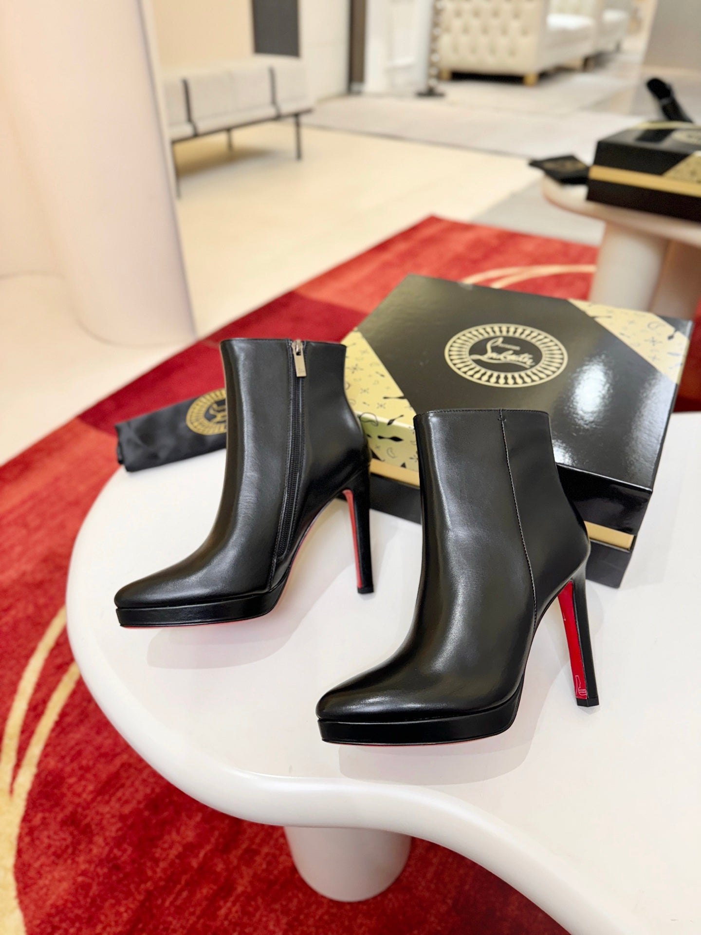 Christian Louboutin Fannylove Booty