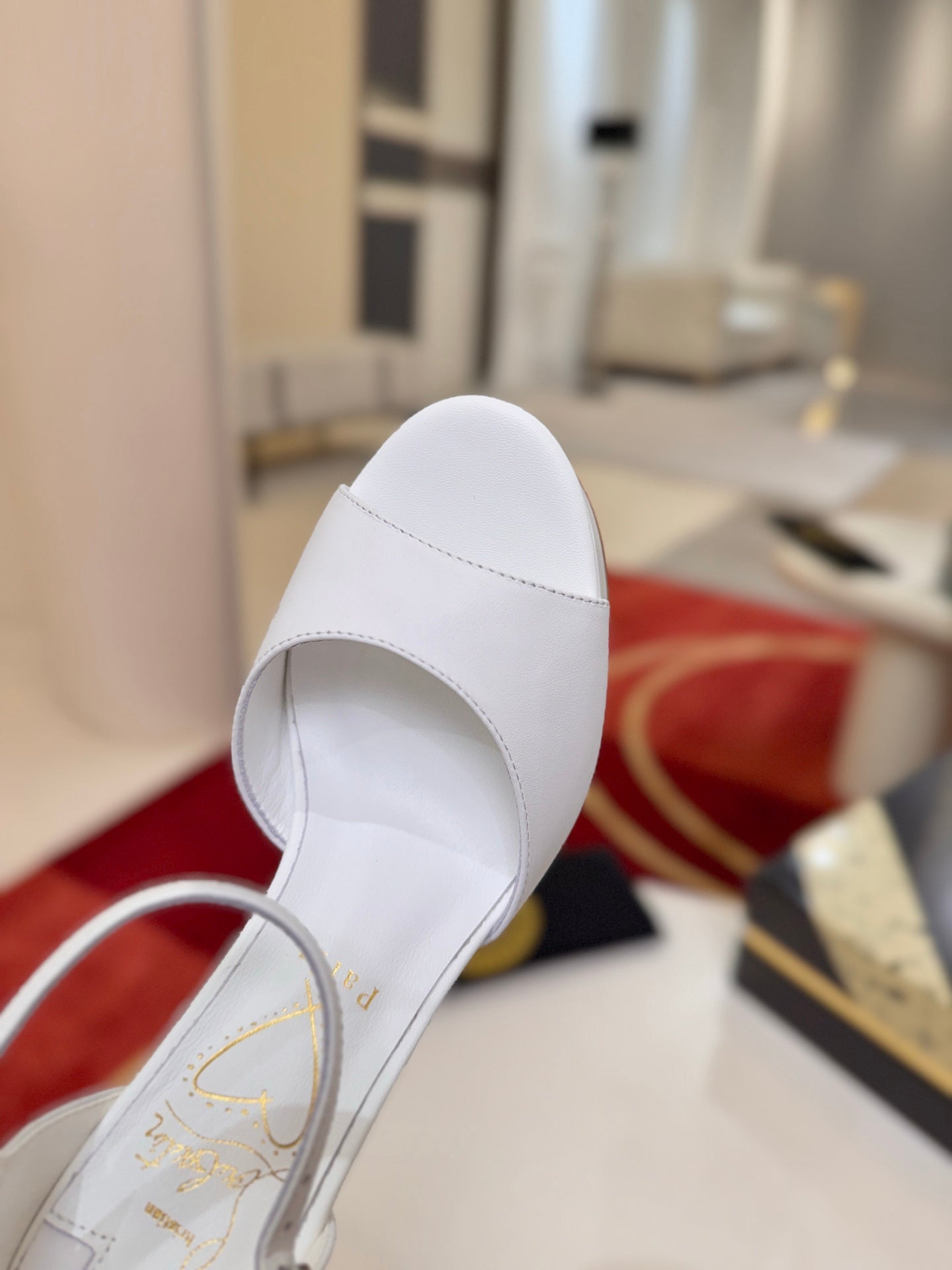 Christian Louboutin Sandaloo