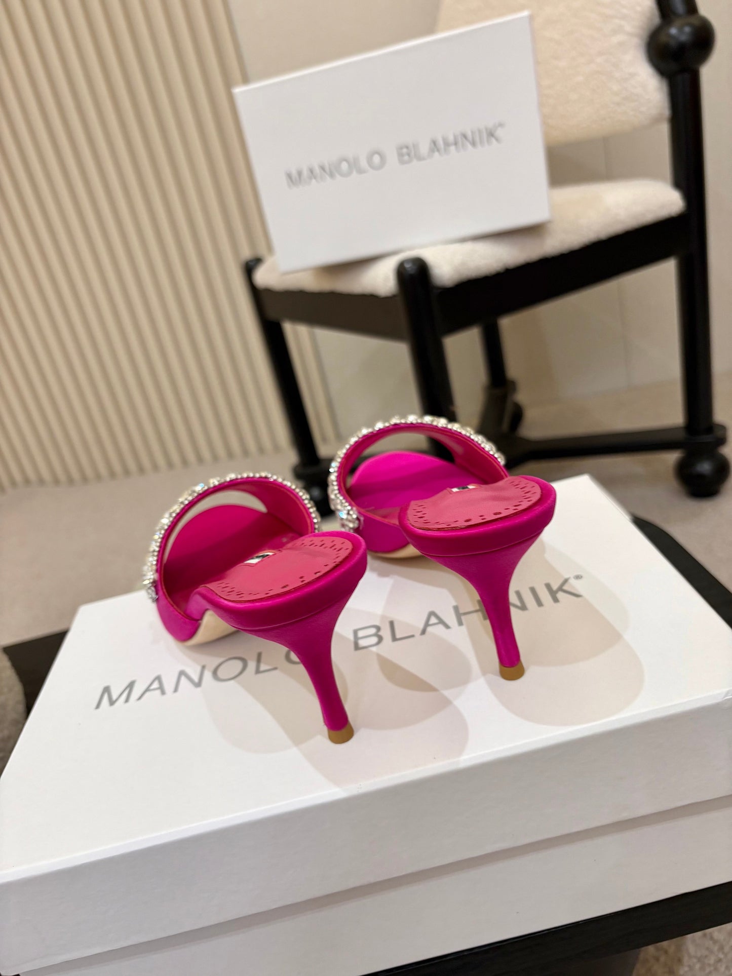 Manolo Blahnik Lumada