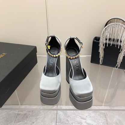 Versace Medusa Aevitas Platform Pumps