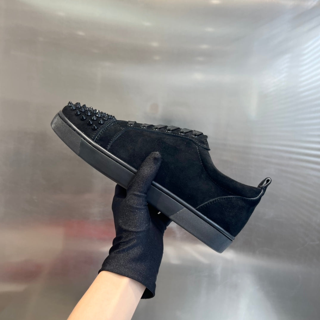 Christian Louboutin Louis Junior Spikes