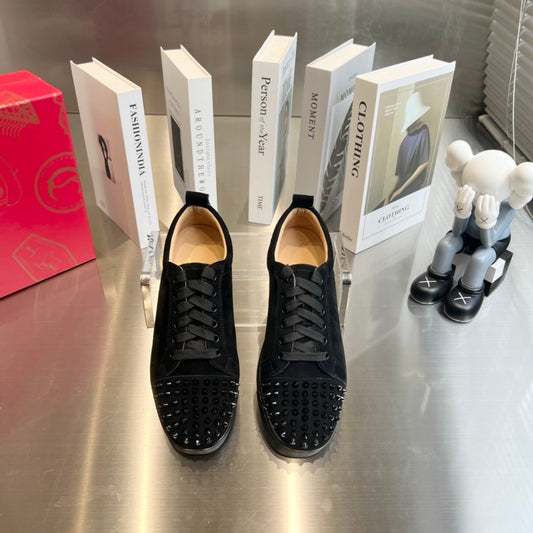 Christian Louboutin Louis Junior Spikes