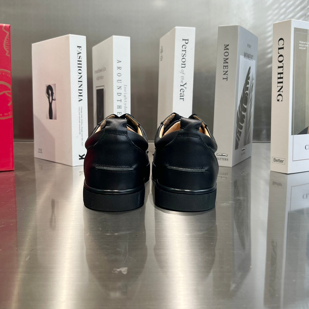 Christian Louboutin Louis Junior Spikes