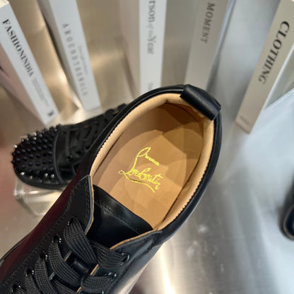 Christian Louboutin Louis Junior Spikes