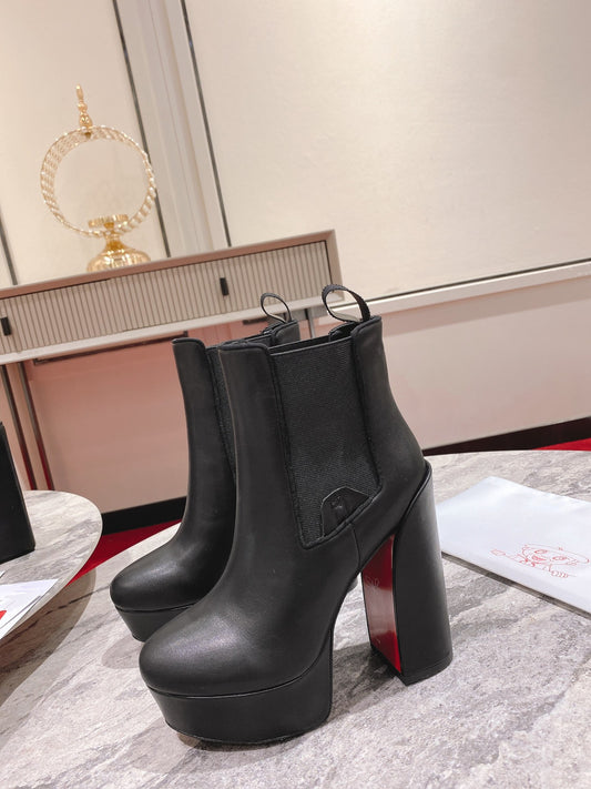 Christian Louboutin Movidastic