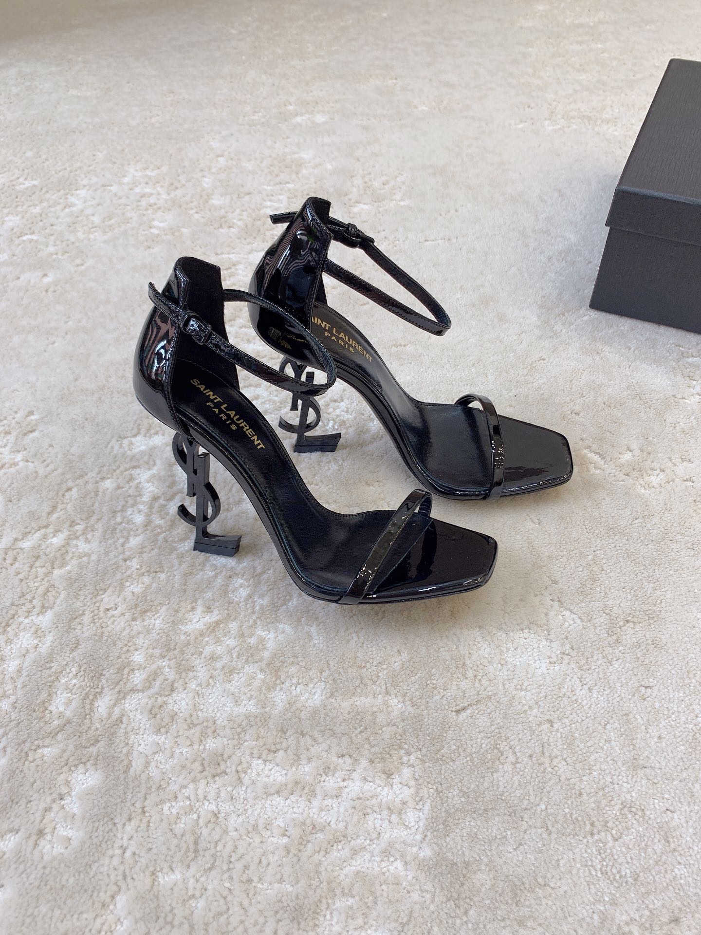 Saint Laurent Opyum Sandals
