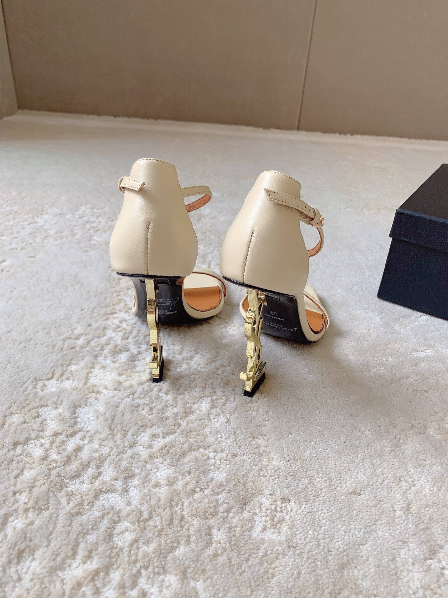 Saint Laurent Opyum Sandals