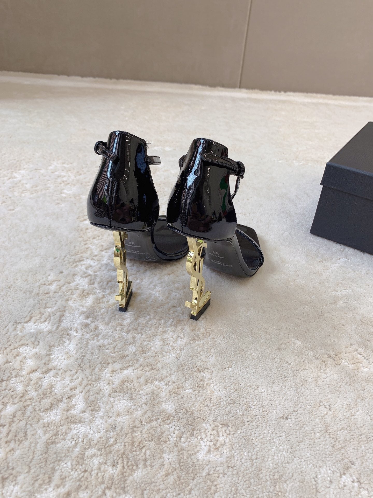 Saint Laurent Opyum Sandals