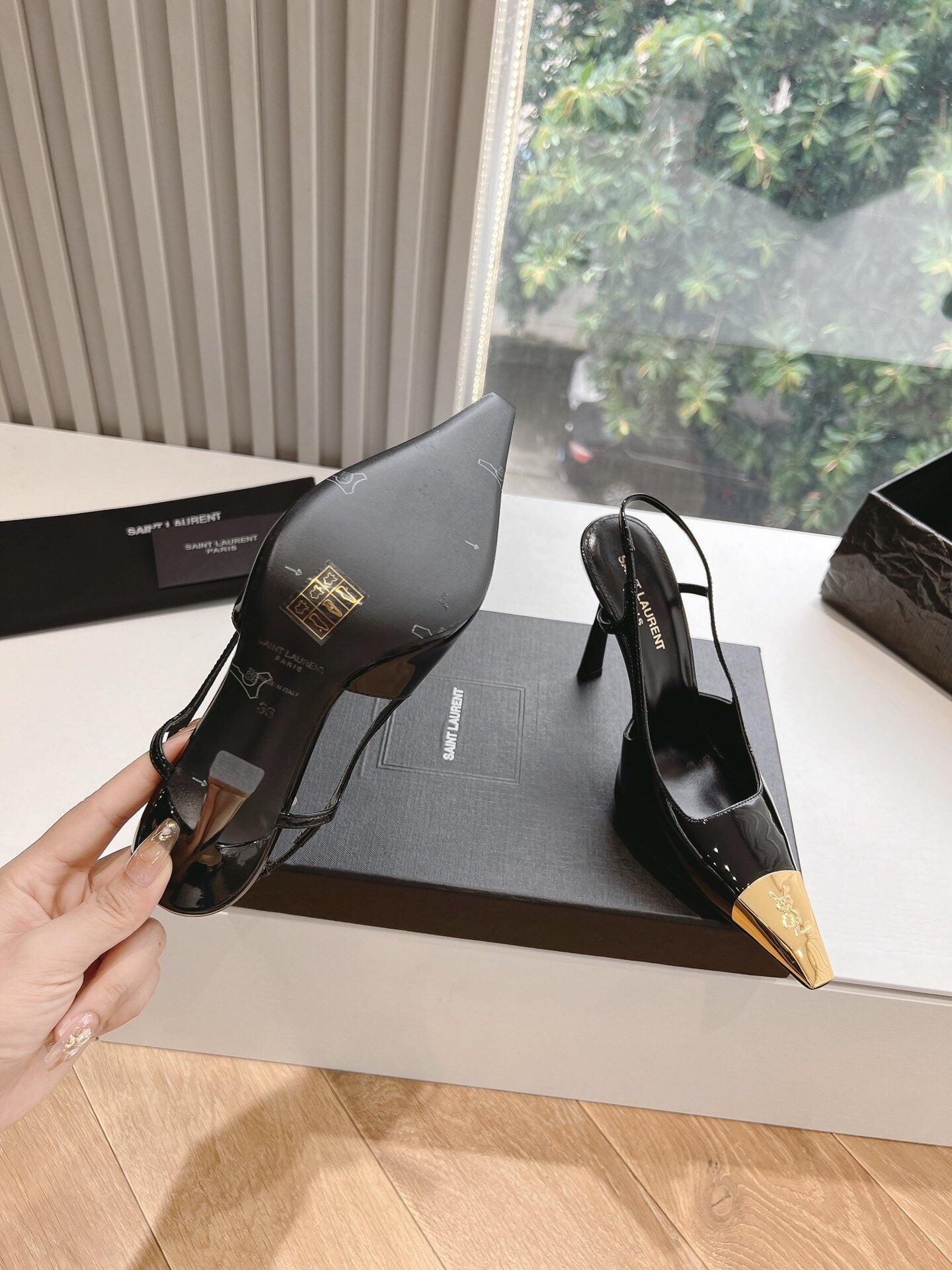 Saint Laurent Jeanne Slingback Pumps