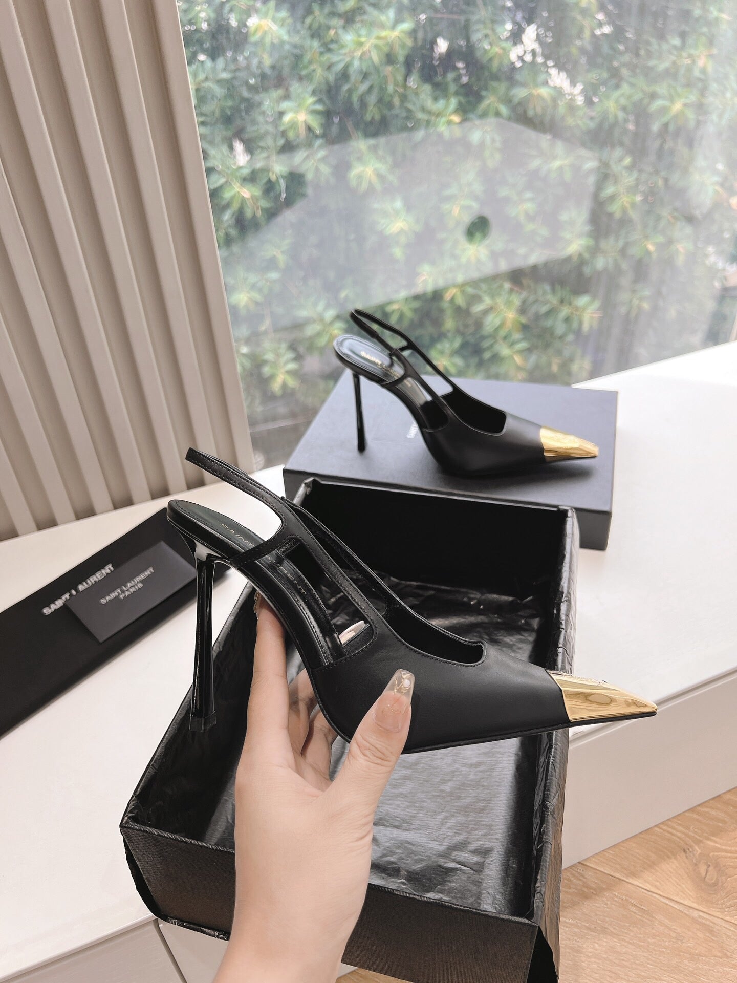 Saint Laurent Jeanne Slingback Pumps
