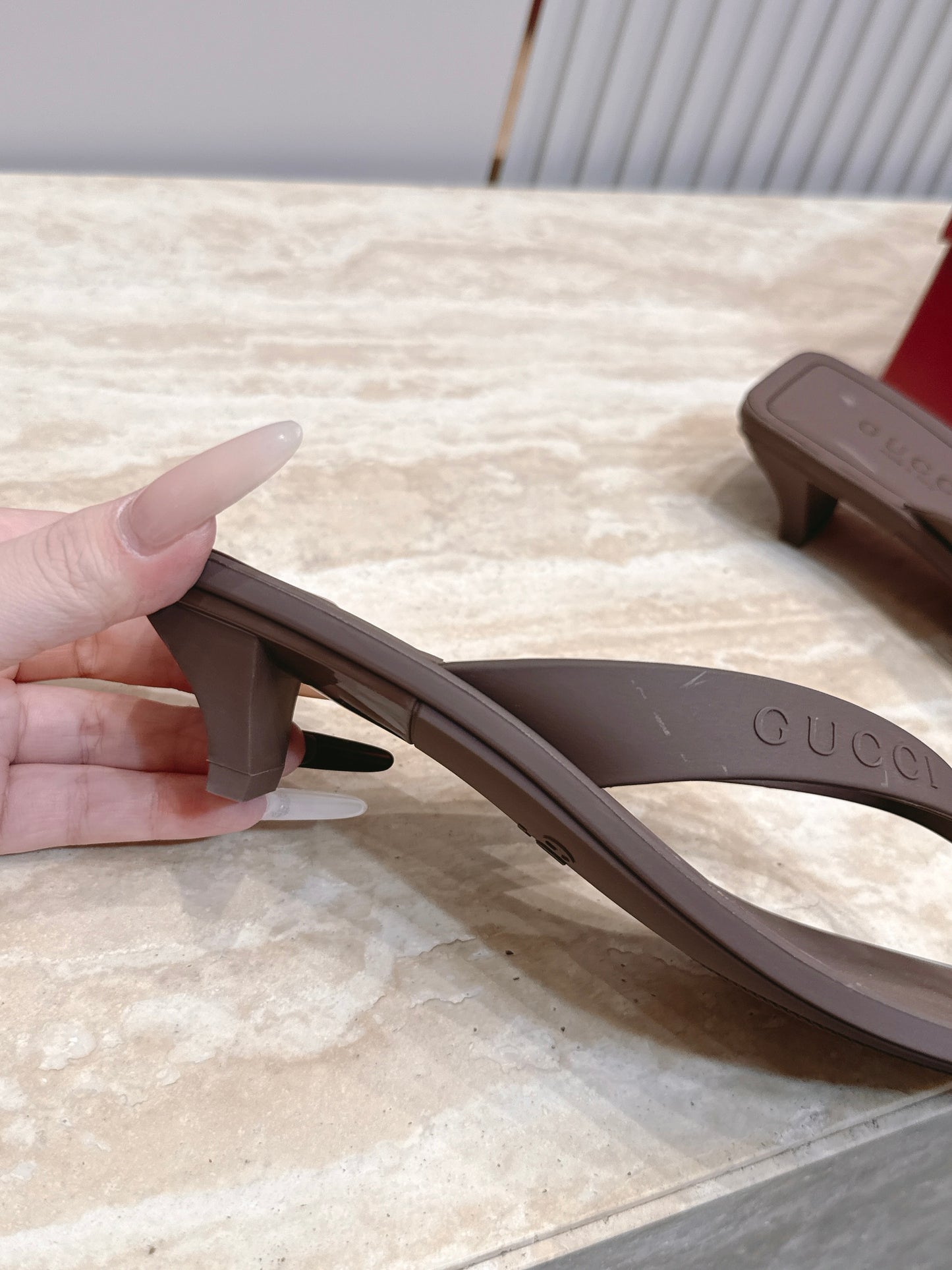 Gucci Vittoria Thong