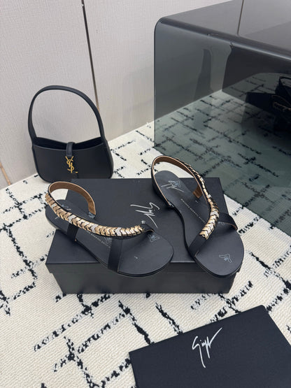 Giuseppe Zanotti Dafne Flat