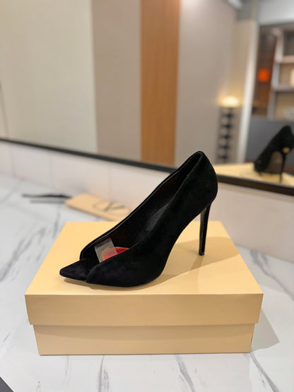 Valentino Revele Pumps