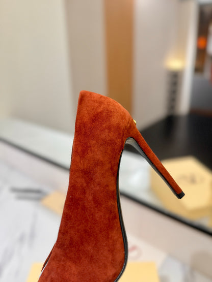 Valentino Revele Pumps