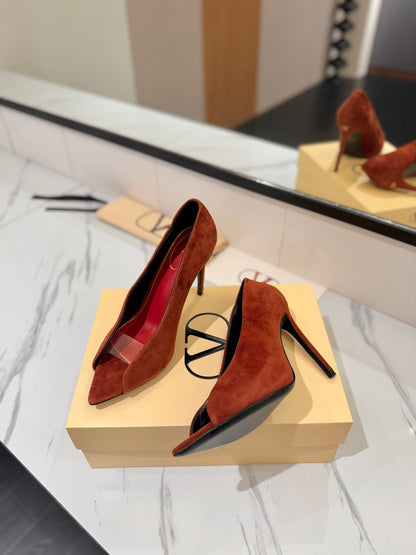 Valentino Revele Pumps