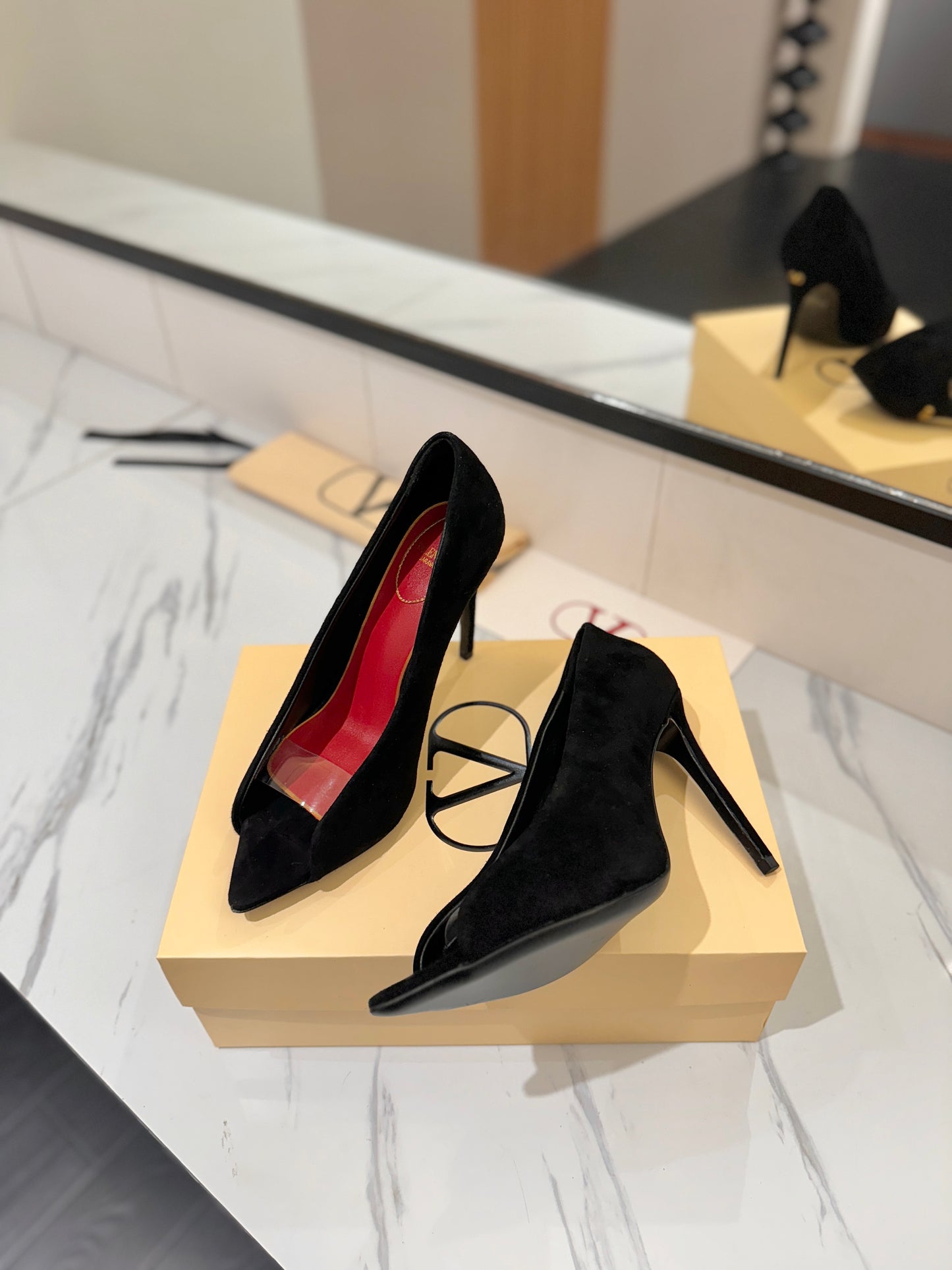 Valentino Revele Pumps