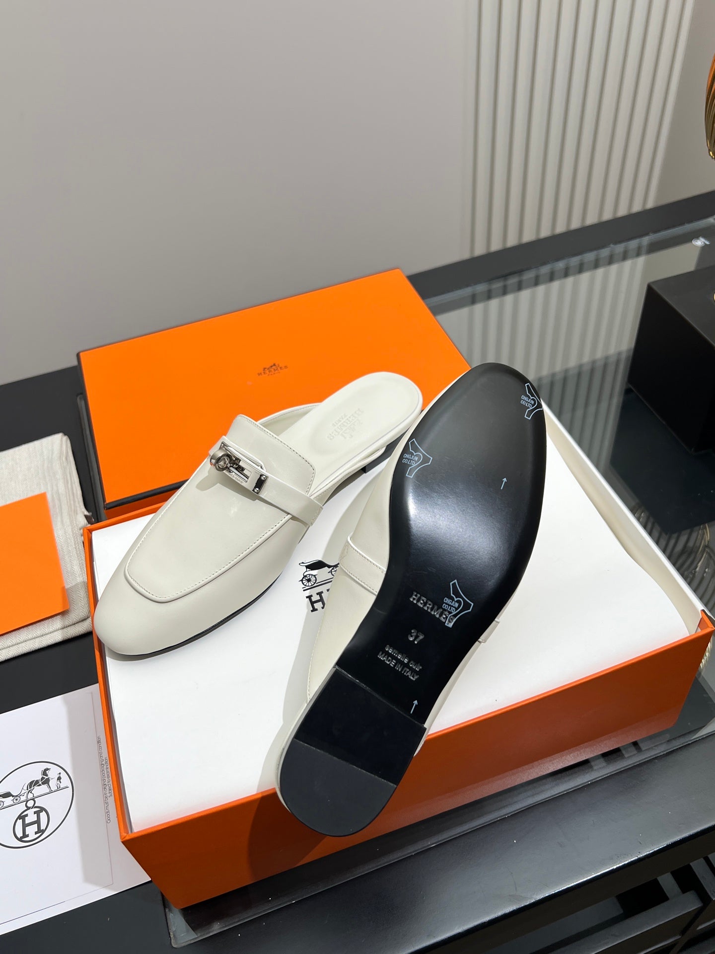Hermes Oz Mule
