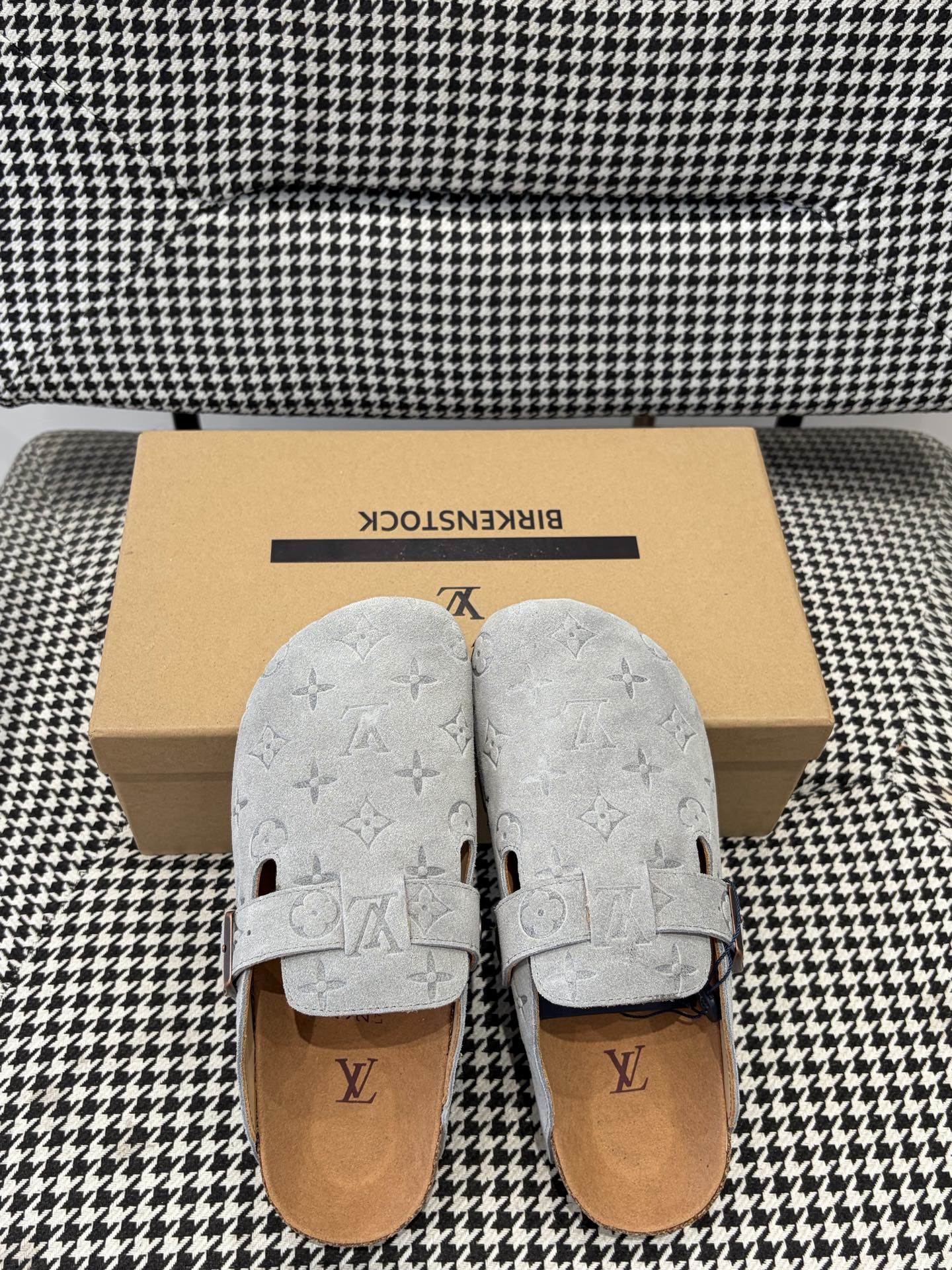 Louis Vuitton Clog