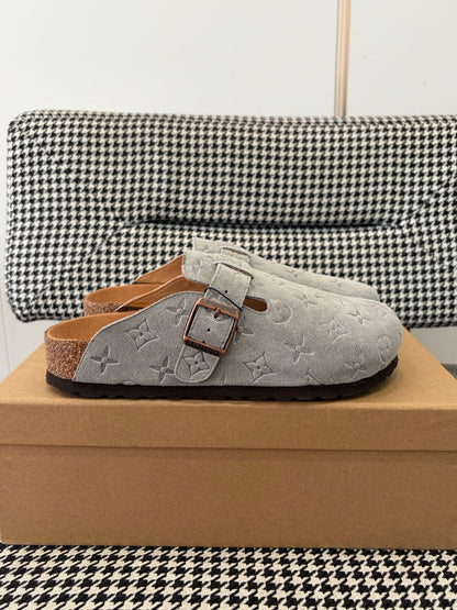 Louis Vuitton Clog