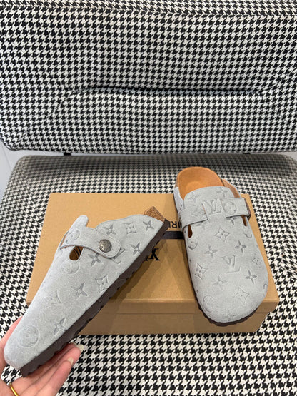 Louis Vuitton Clog