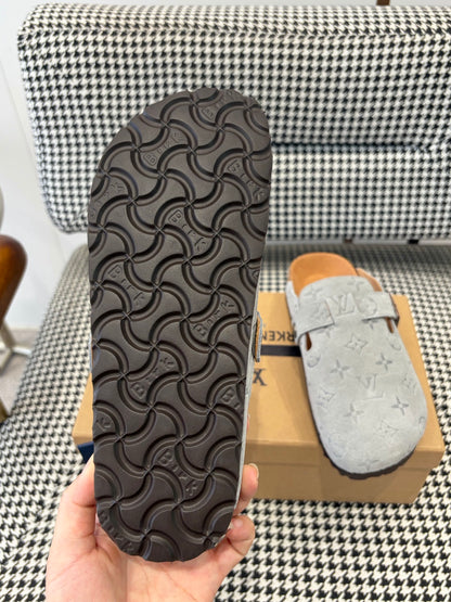 Louis Vuitton Clog