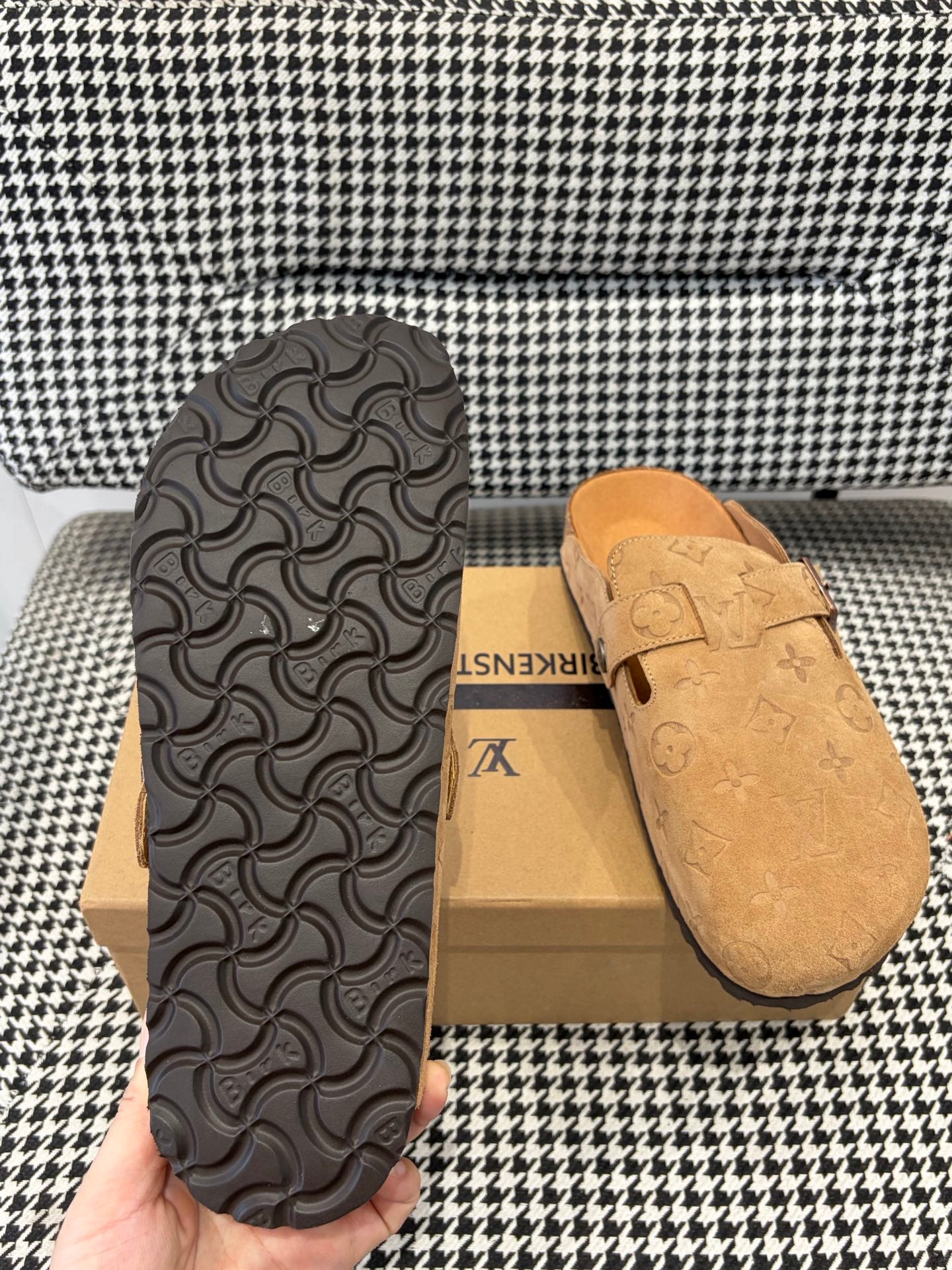 Louis Vuitton Clog