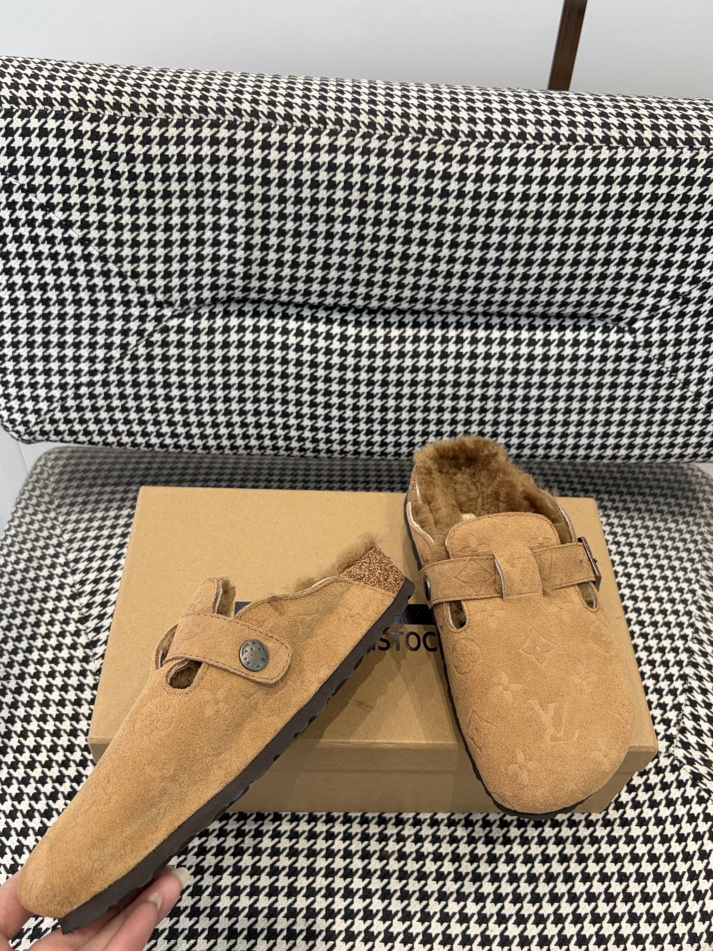 Louis Vuitton Clog