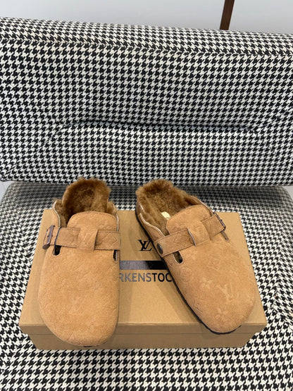 Louis Vuitton Clog