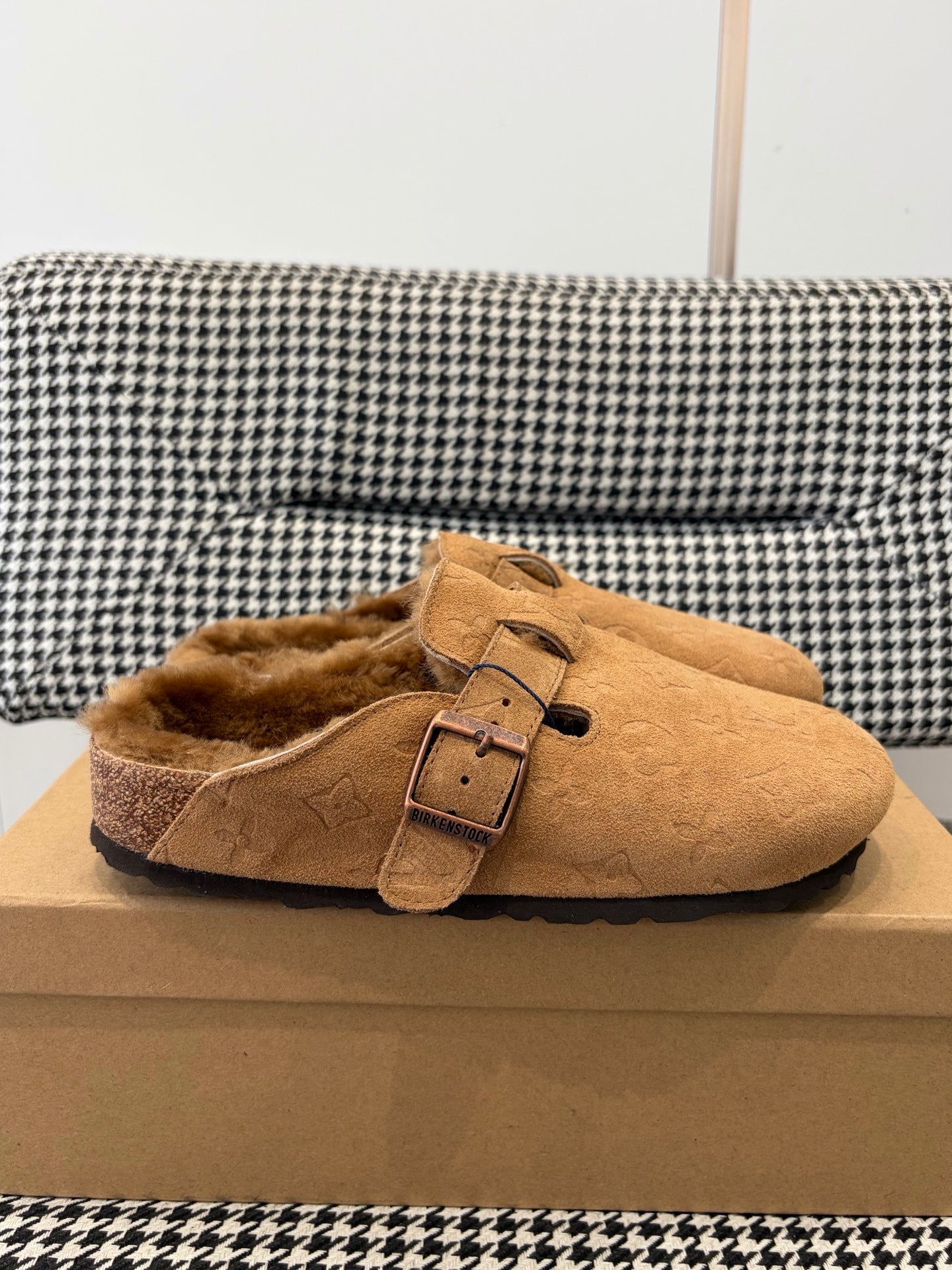 Louis Vuitton Clog