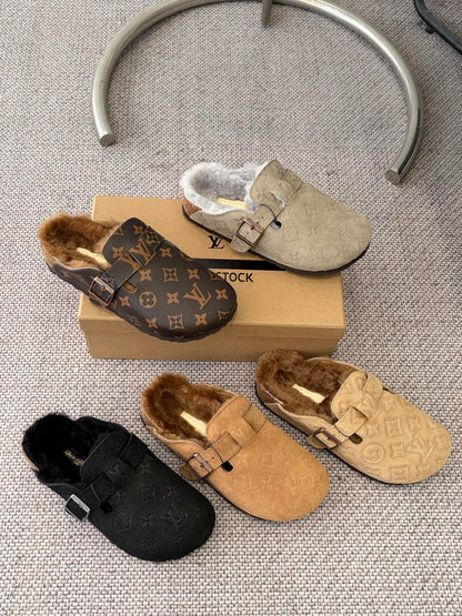 Louis Vuitton Clog