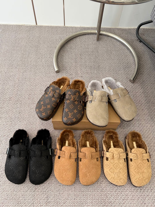 Louis Vuitton Clog