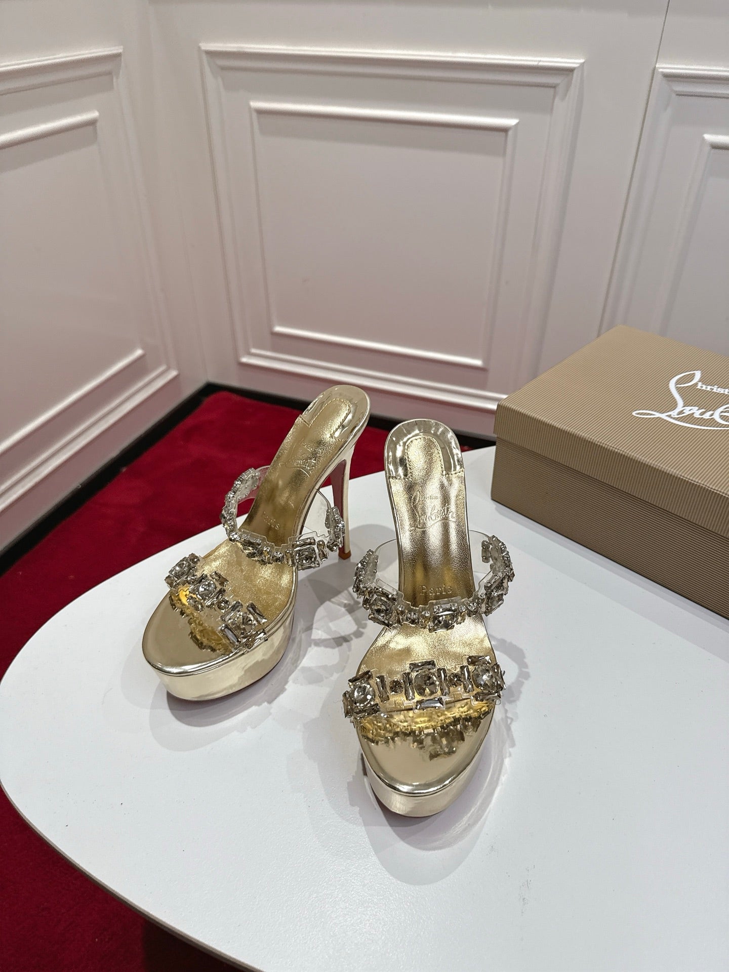 Christian Louboutin Just Jewel