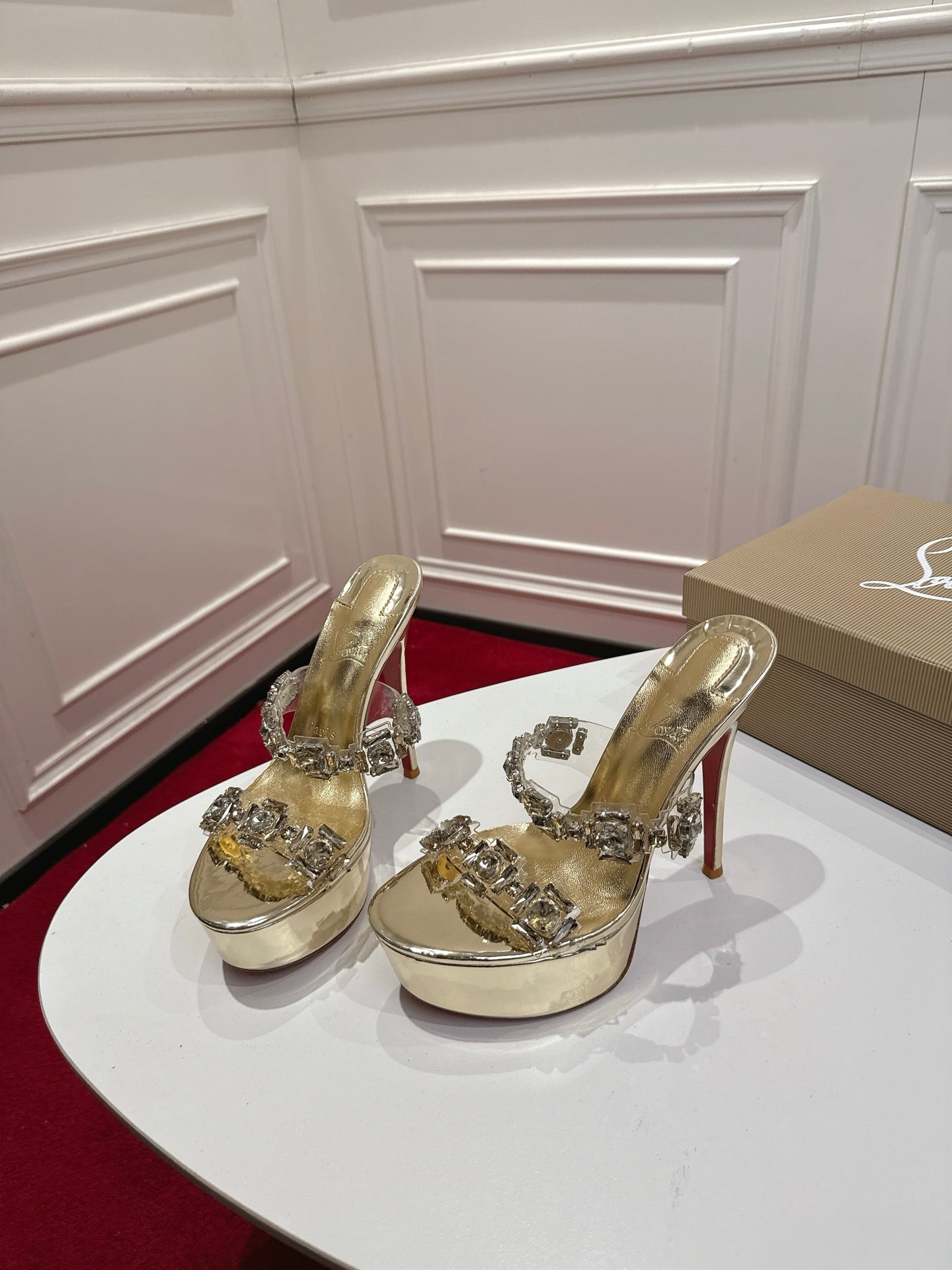 Christian Louboutin Just Jewel