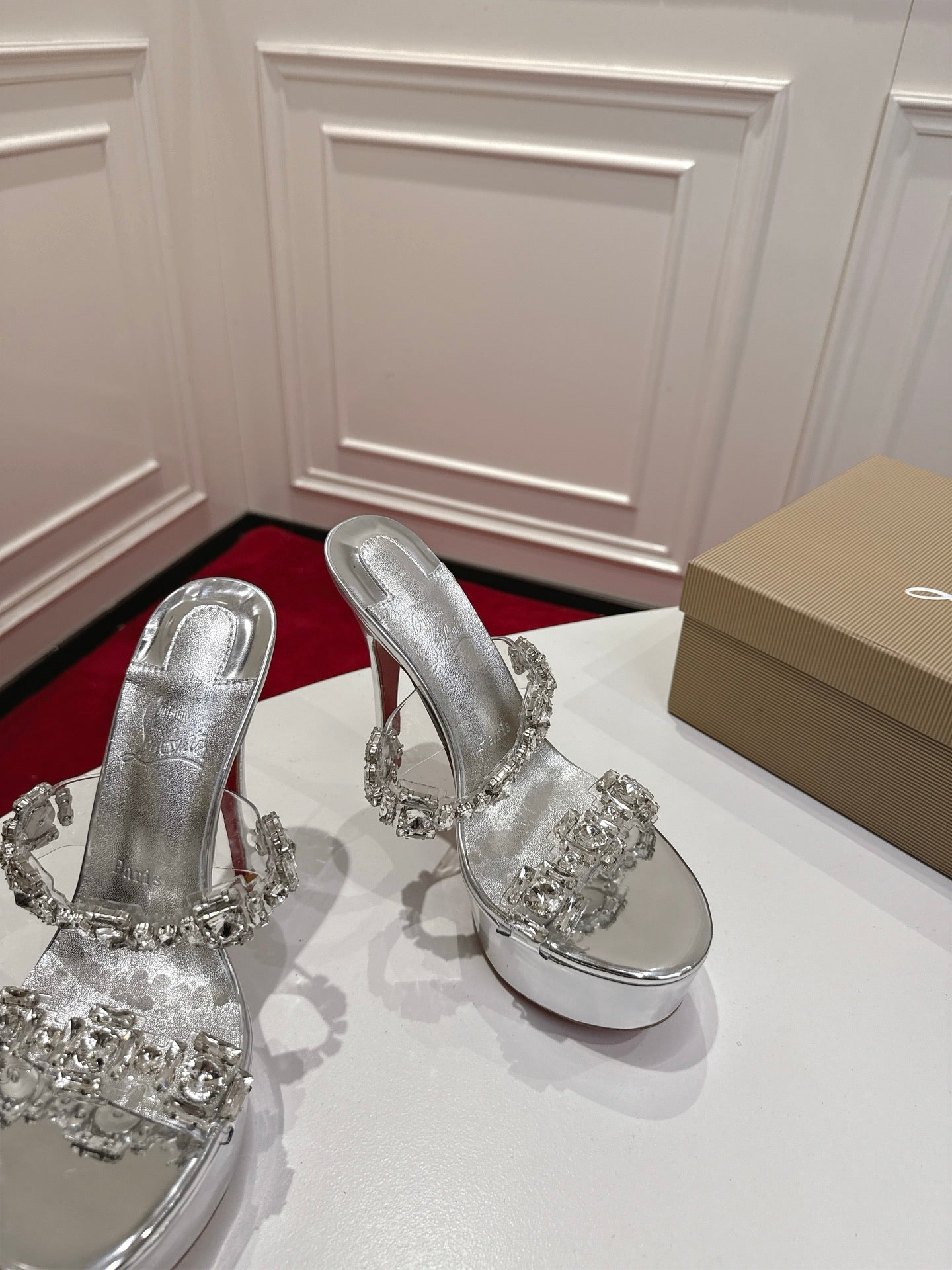 Christian Louboutin Just Jewel