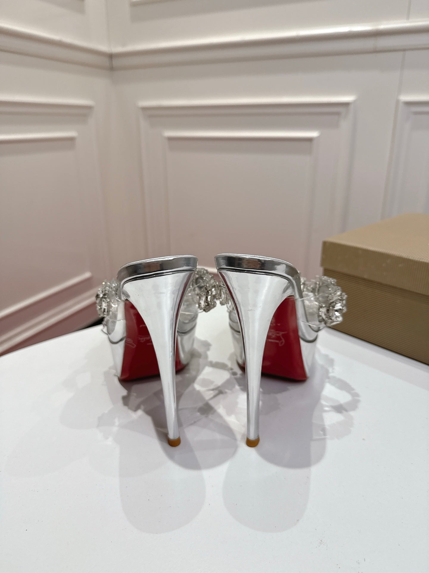 Christian Louboutin Just Jewel