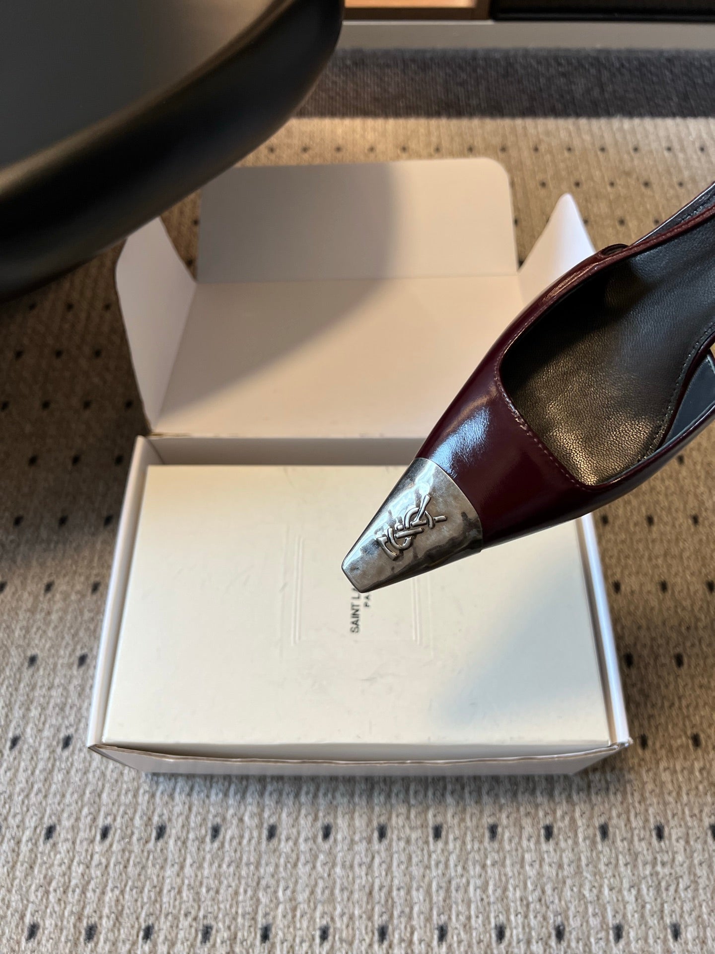 Saint Laurent Jeanne Slingback Pumps