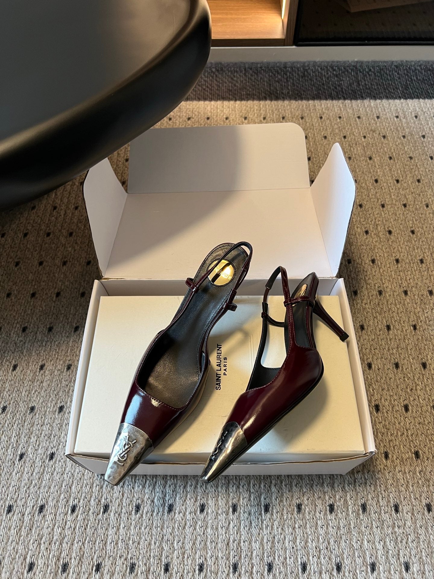 Saint Laurent Jeanne Slingback Pumps