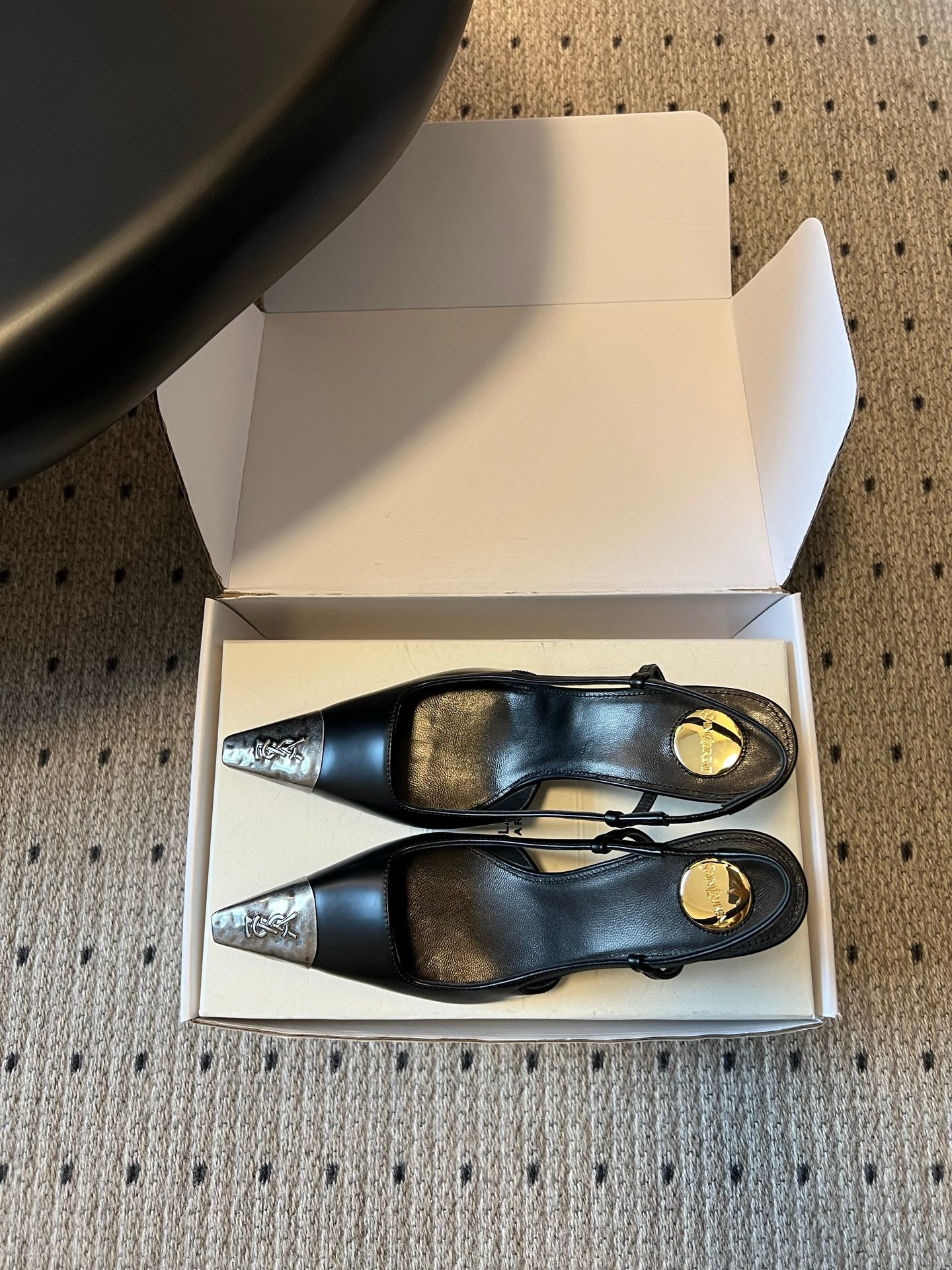Saint Laurent Jeanne Slingback Pumps