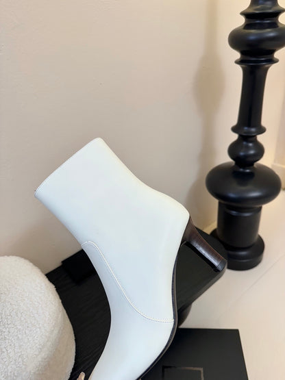 Saint Laurent Boots