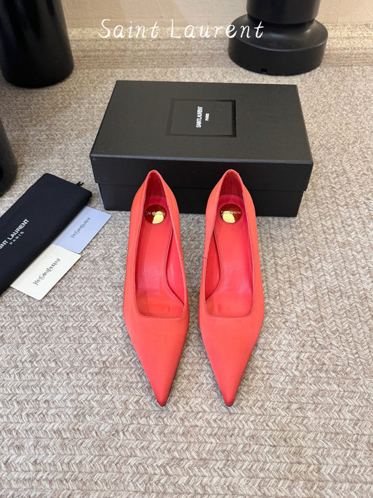 Saint Laurent Pumps
