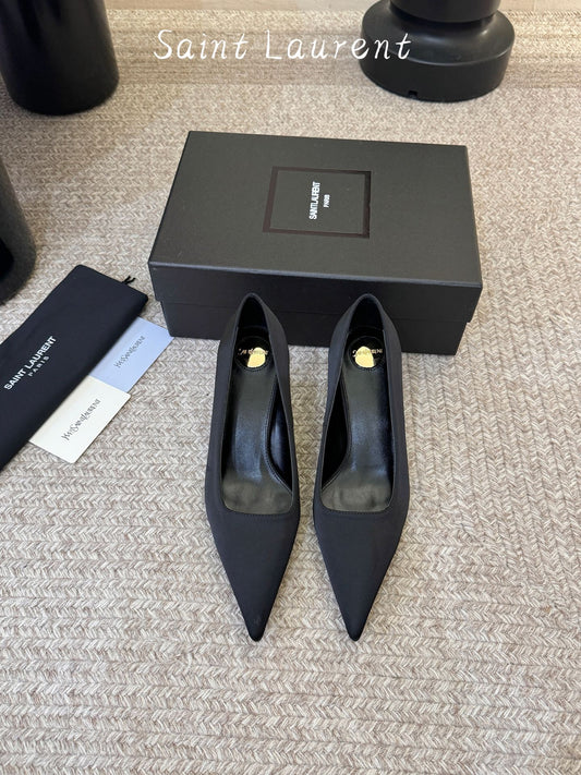 Saint Laurent Pumps
