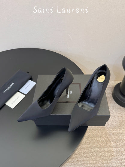 Saint Laurent Pumps