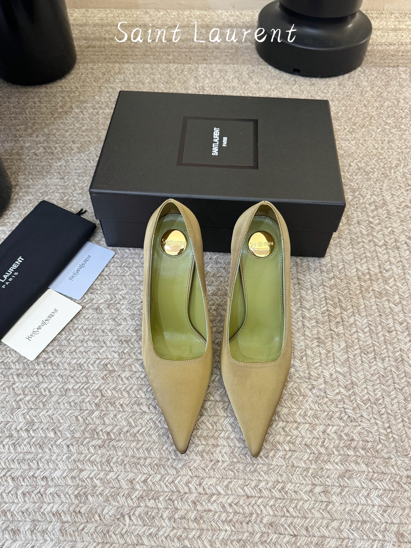Saint Laurent Ivresse Pumps