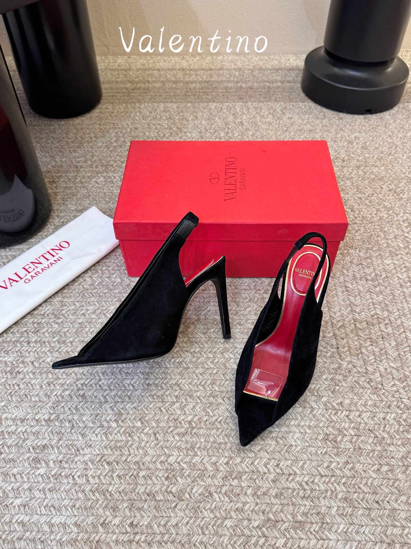 Valentino Revele Pumps