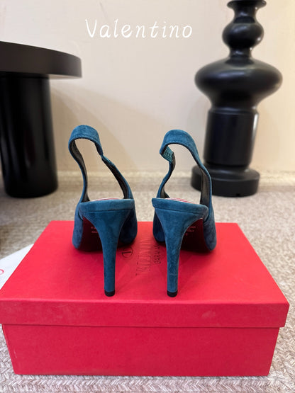 Valentino Revele Pumps