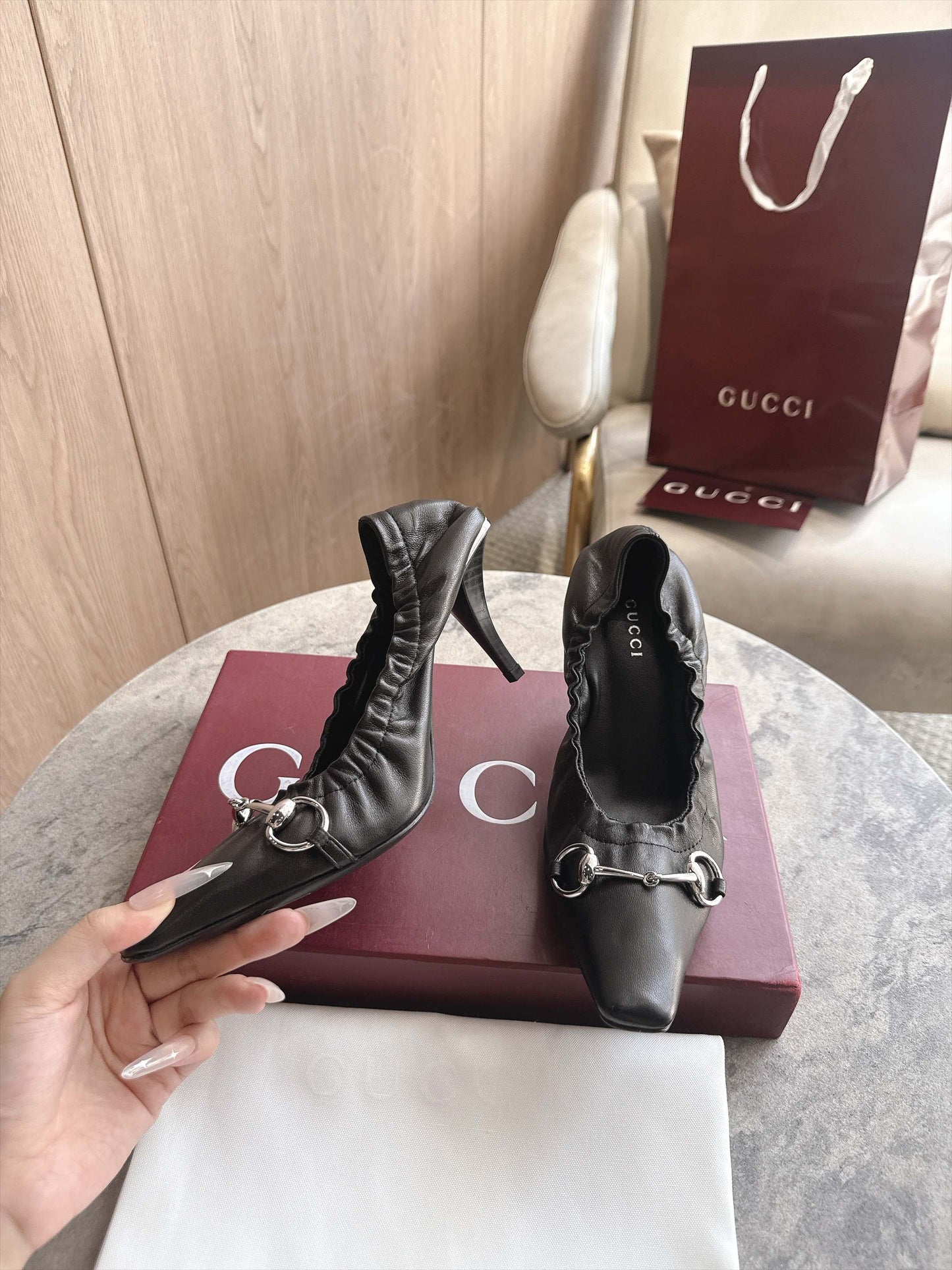 Gucci Vittoria Pump With Elastic