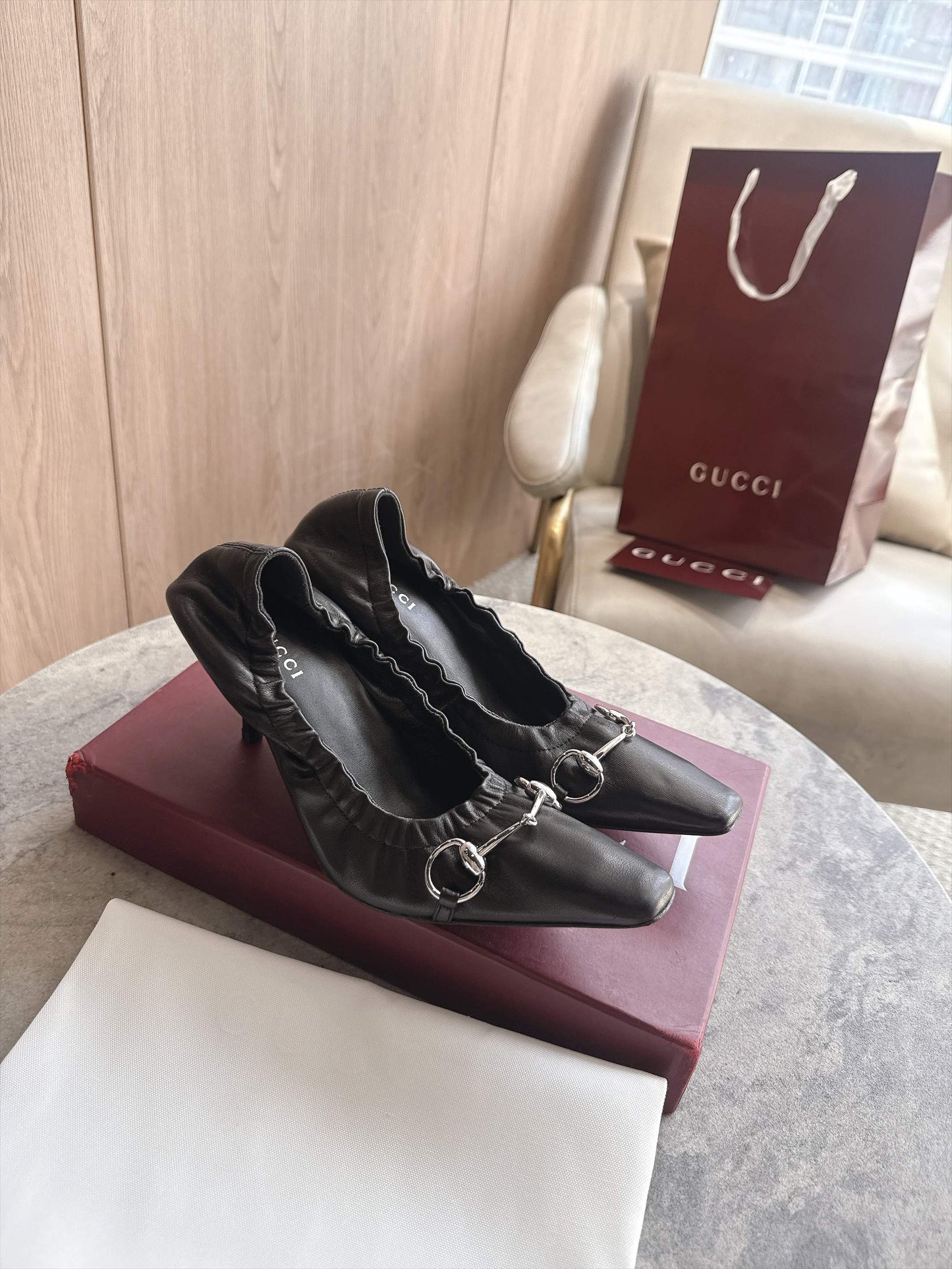 Gucci Vittoria Pump With Elastic