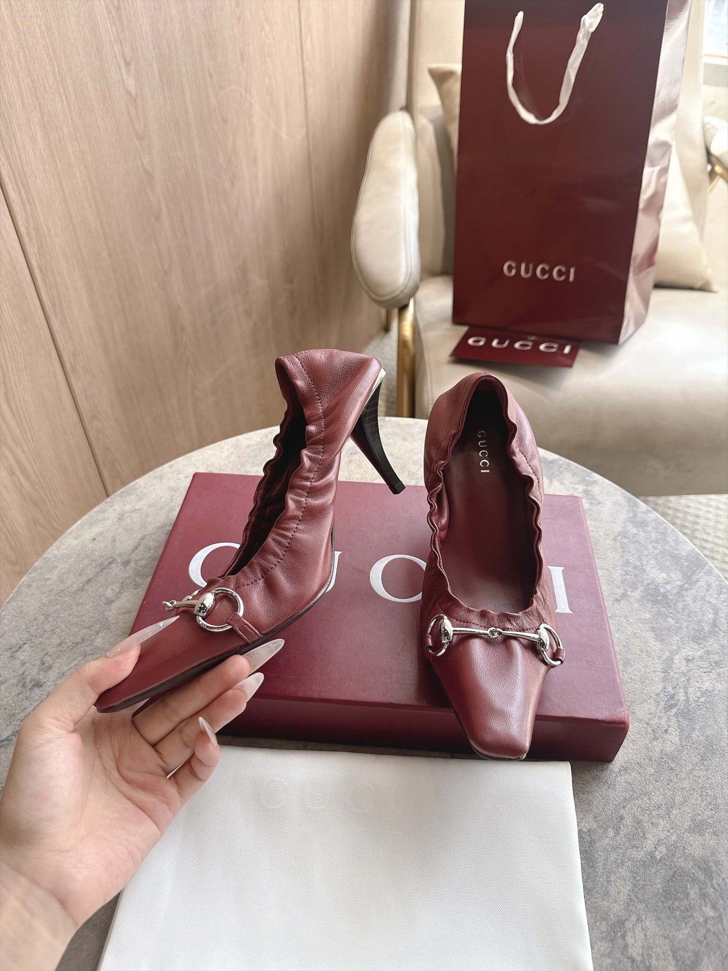 Gucci Vittoria Pump With Elastic