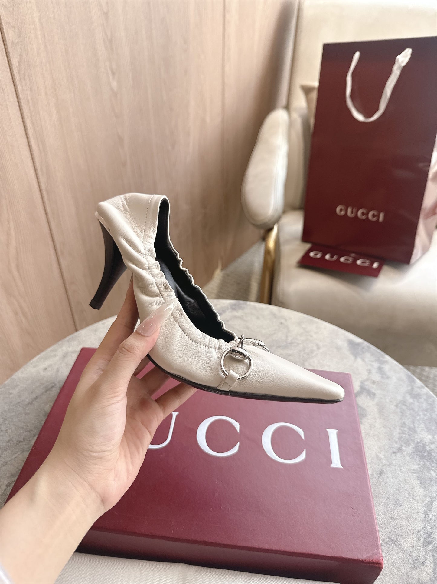 Gucci Vittoria Pump With Elastic